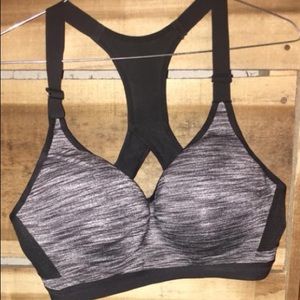 VS sports bra